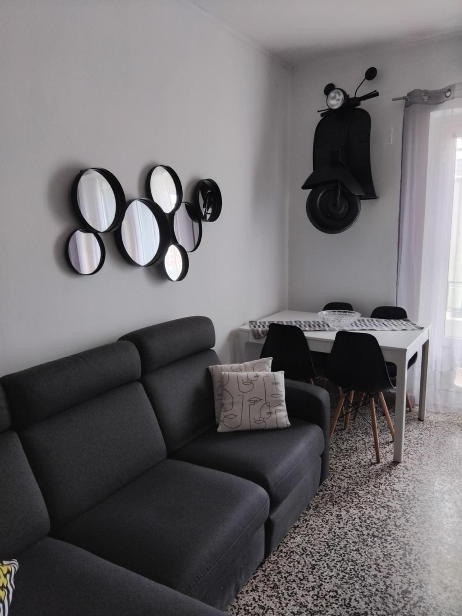 Al Mare Da Gaia Apartment Savona Bagian luar foto